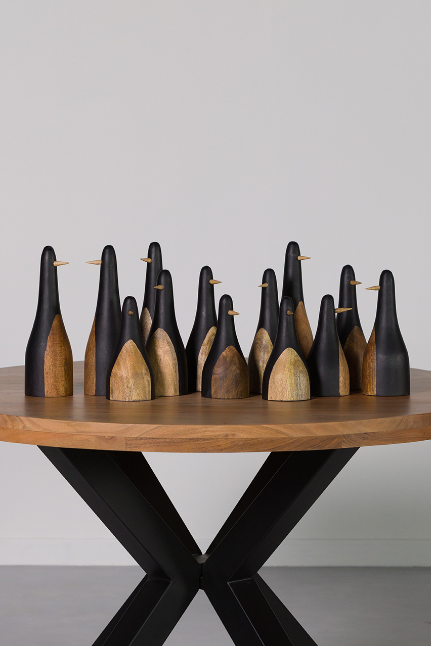 Desk : Penguins